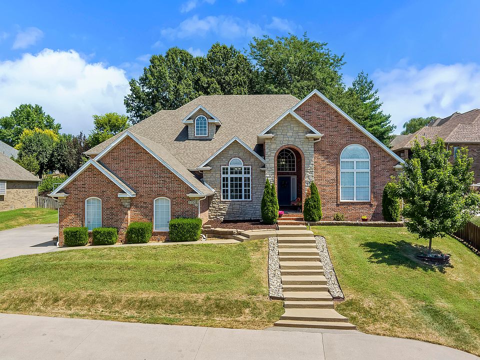 1st image of 2364 S Forrest Heights Avenue