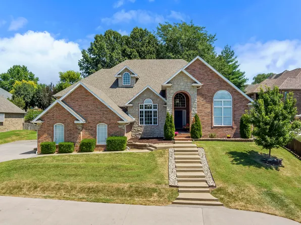 2364 S Forrest Heights Avenue, Springfield, MO 65809