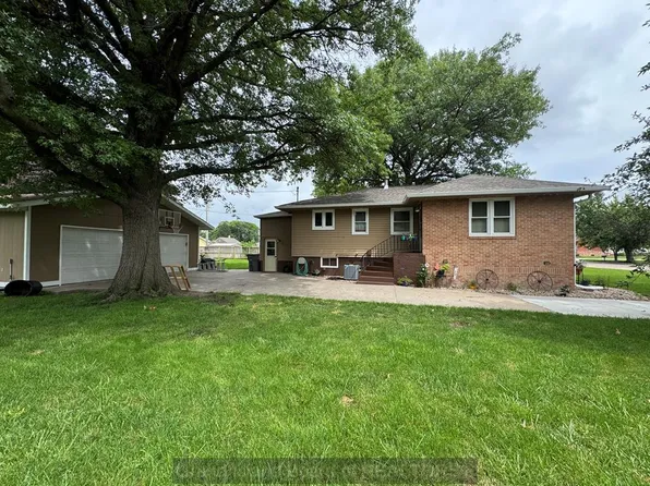 1720 N Kruse Ave, Grand Island, NE 68803