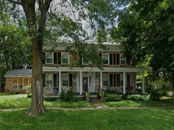 107 N Jefferson St, Oregon, MO 64473