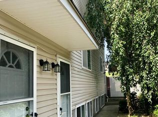 95 Ridgecrest Ave, Staten Island, NY 10312