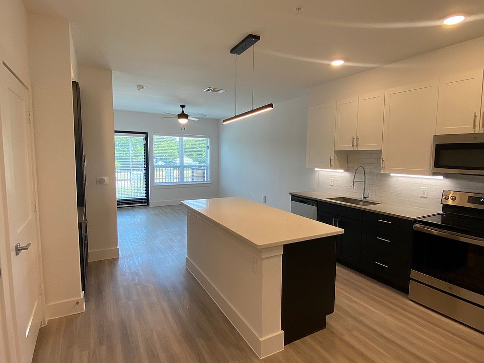1st image of 116 W King St #1132