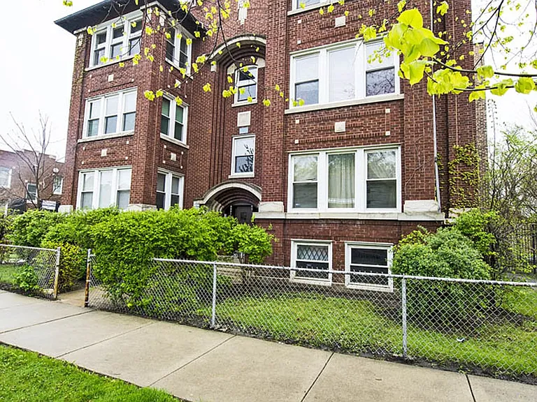 8001-03 S May St #1113-W — Photo 16