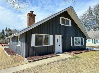 5902 Wolf Lake Rd, Grass Lake, MI 49240