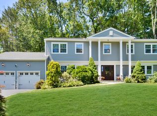 8 Romar Ave, White Plains, NY 10605