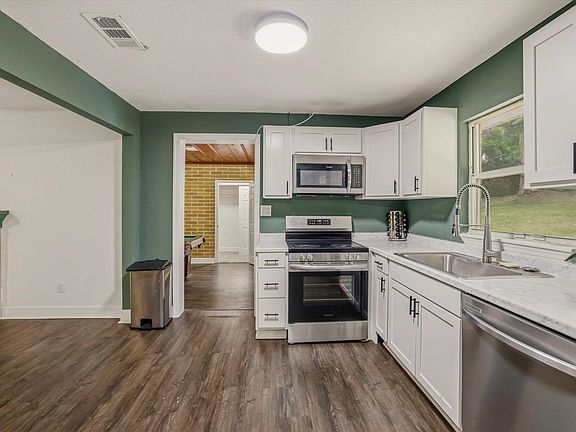 4th image of 2007 Rosedale Dr