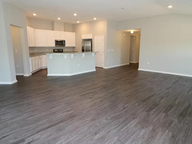 12089 Williamstown Dr — Photo 9