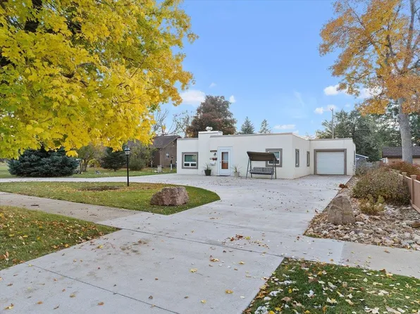 1225 N 5th St, Spearfish, SD 57783