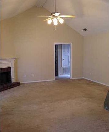 2nd image of 1870 Woodstone Ct E