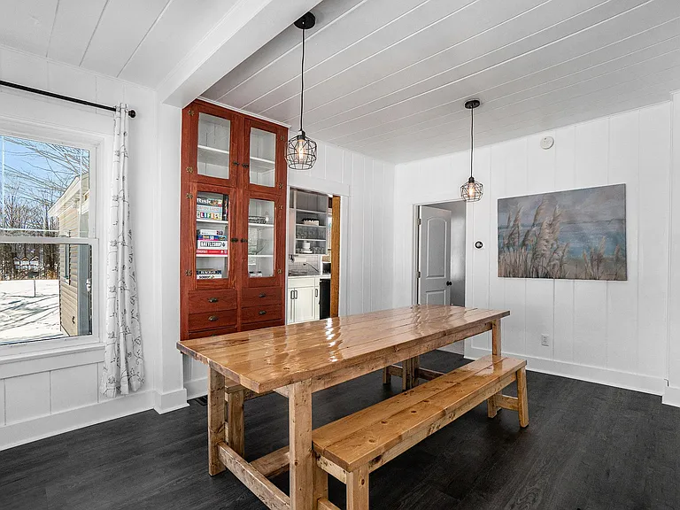 7215 Severence St — Photo 3