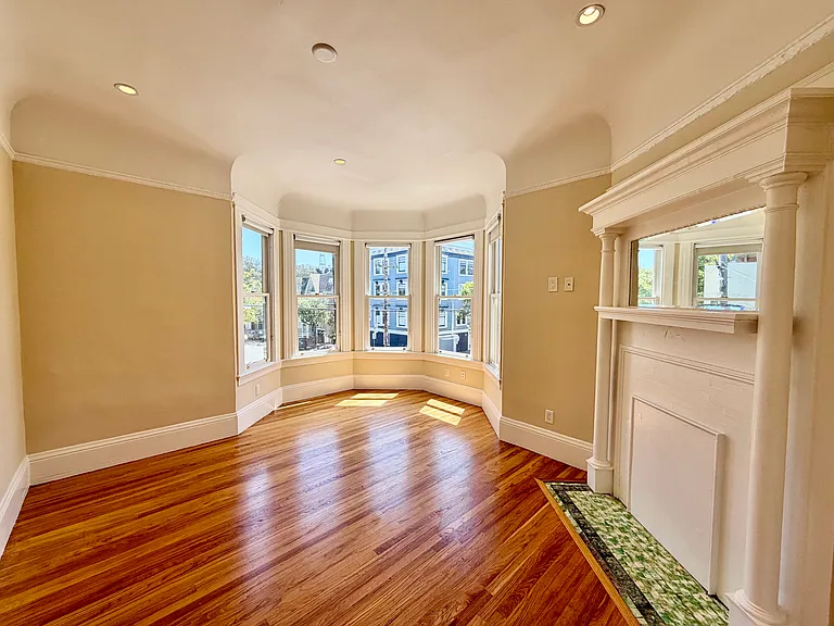 1698 Grove St #1698 — Photo 9