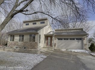 5359 NW 91st Ct, Johnston, IA 50131