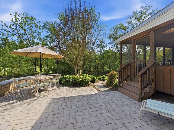 4th image of 5046 Whetstone Rd
