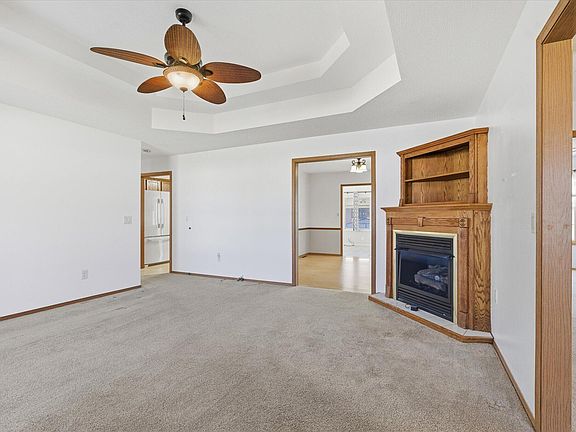 4th image of 605 S Sunmeadow Drive