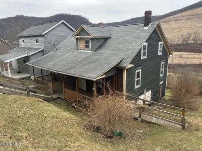 903 Railroad St, South Fork, PA, 15956