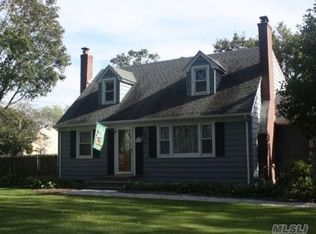 205 Half Mile Rd, Port Jefferson Station, NY 11776