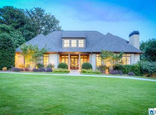2537 Dolly Ridge Rd, Vestavia, AL 35243