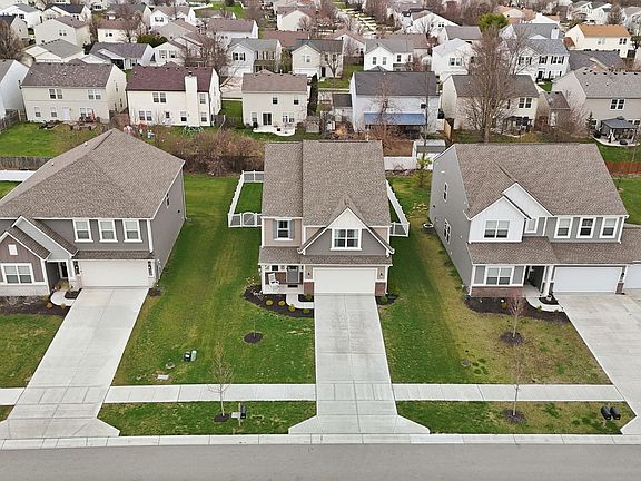 4th image of 9208 Larson Dr