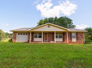 435 Ironwood Ave, Livingston, TN 38570
