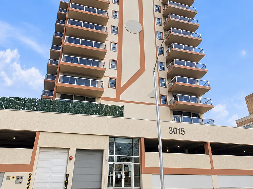 3015 Brighton 6th St #C-1-C4