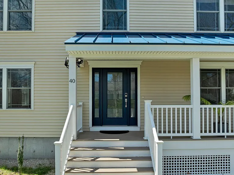 40 Mary Ann Ave — Photo 25