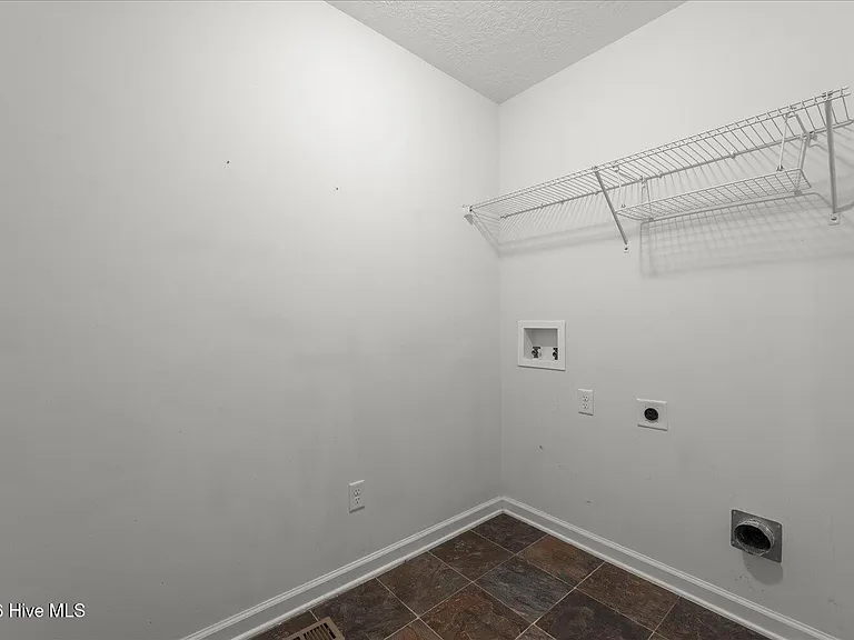 918 Williford Run Dr — Photo 11