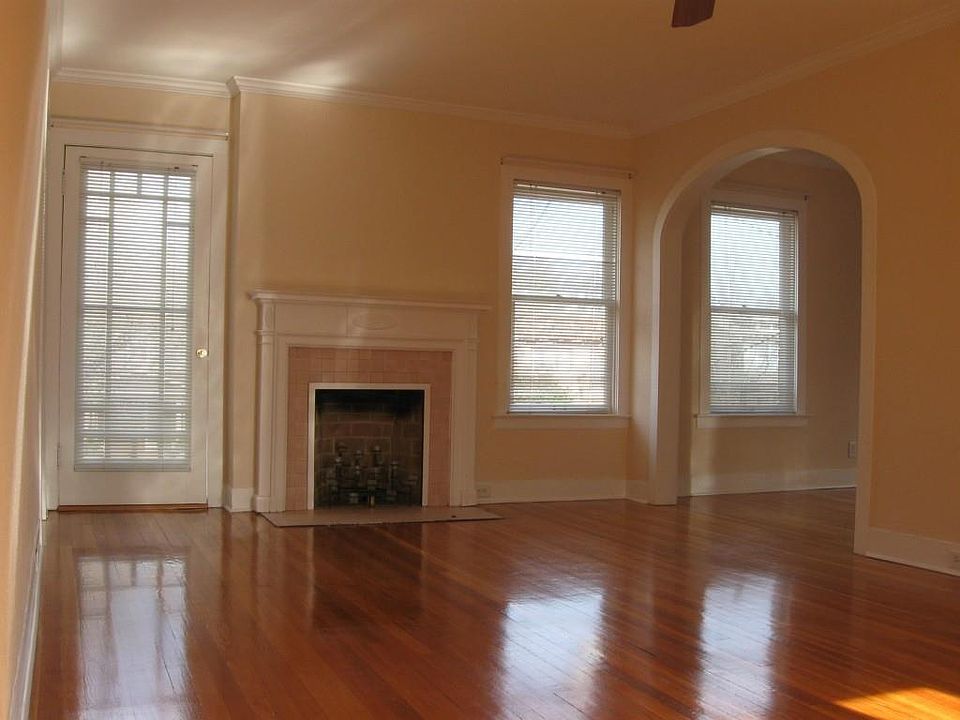2nd image of 4816 Swiss Ave