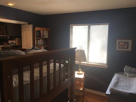 3rd image of 14502 Craig Ave