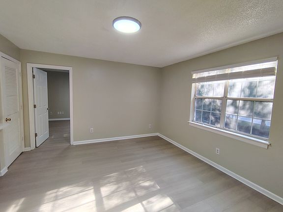 2nd image of 1011 Beatty Rd #11657539
