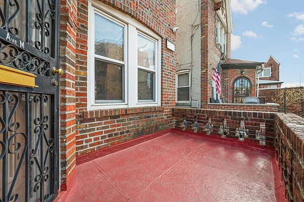 Sold by Madison Estates Sotheby's International Realty | media 2