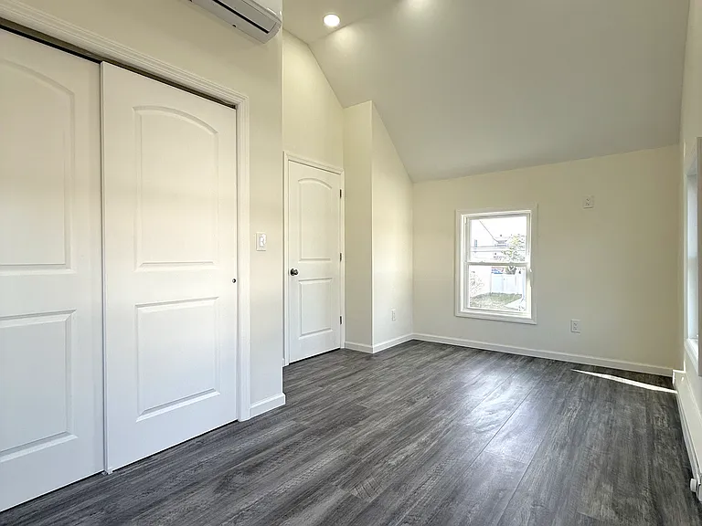 144 W End Ave — Photo 14