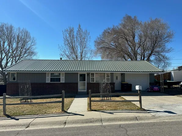 208 E Heath St, Rawlins, WY 82301