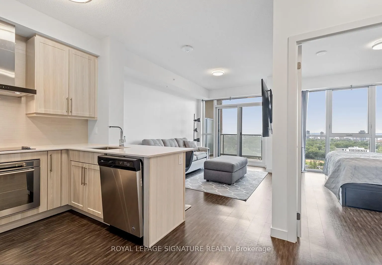 1 bed, $2,300 — Photo 3