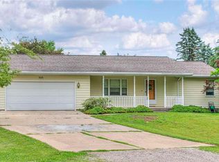 525 Fernwood Ave, Jackson, MI 49203
