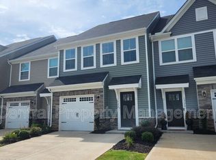 322 Hunt Glenn Ct, Greer, SC 29650