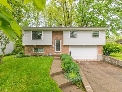 5532 Burns Rd, North Olmsted, OH, 44070