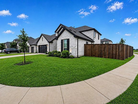 3rd image of 501 Upper Falls Ln