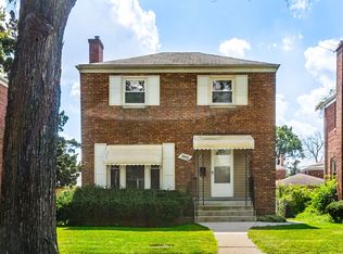 3912 Adams St, Bellwood, IL 60104