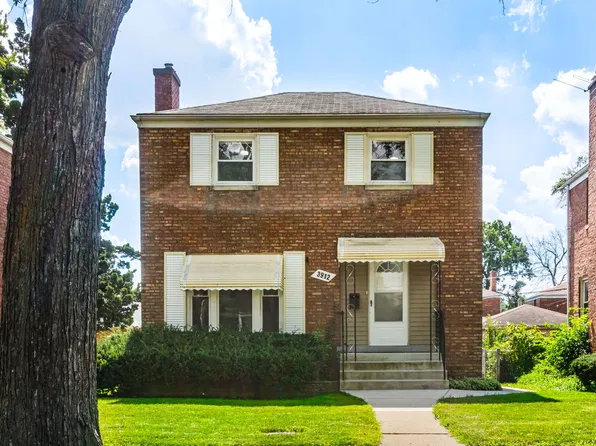 3912 Adams St, Bellwood, IL 60104