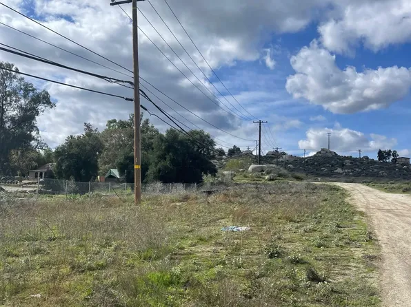 0 C Mb 14/72 #9, Perris, CA 92570