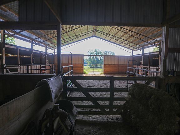 2nd image of 2800 Reed Town Rd