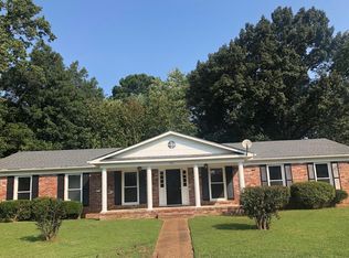 148 Sunvalley Dr, Jackson, TN 38305