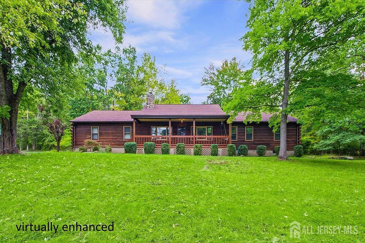 3 bed, 2.0 bath, $4,500 — Photo 2