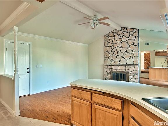 3rd image of 8171 Scottsdale Dr
