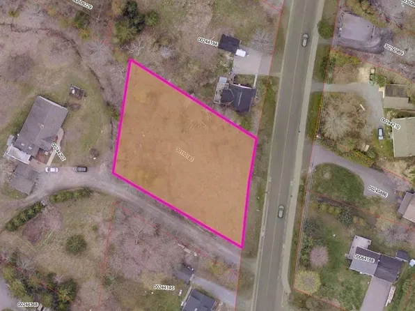 15 Vincent Rd, Rothesay, NB E2E 1A2