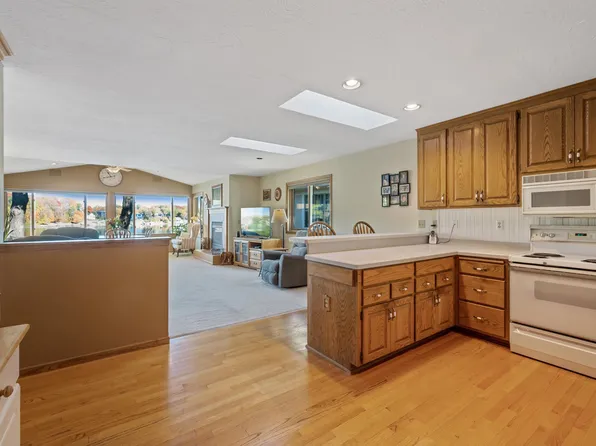 4279 Grainwood Cir NE, Prior Lake, MN 55372