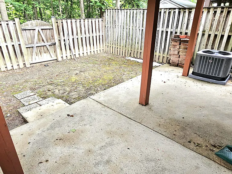 44 Bensmill Ct — Photo 26
