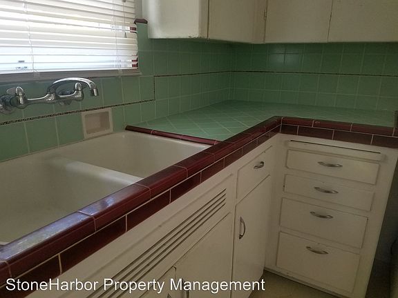 5th image of 3750 Jewell St