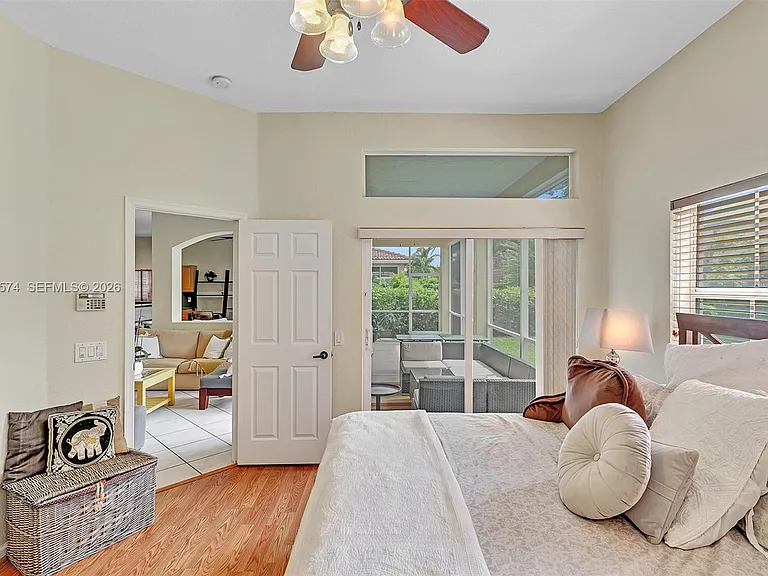 3711 Falcon Ridge Cir — Photo 34