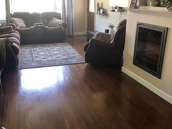 5th image of 606 N Wood Ave